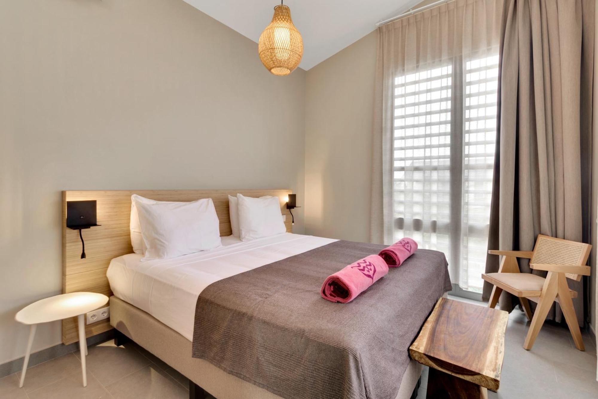 Delfins Beach Resort Bonaire, Tapestry Collection By Hilton 克拉伦代克 外观 照片